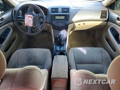 Zdjęcie 8 z 12 samochodu: 2005 HONDA ACCORD LX VIN:1HGCM564X5A085165 - miniatura