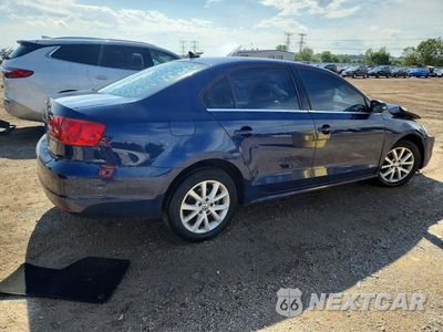 Trzecie zdjęcie samochodu z tyłu: 2013 VOLKSWAGEN JETTA SE VIN:3VWDP7AJ7DM285647 - miniatura