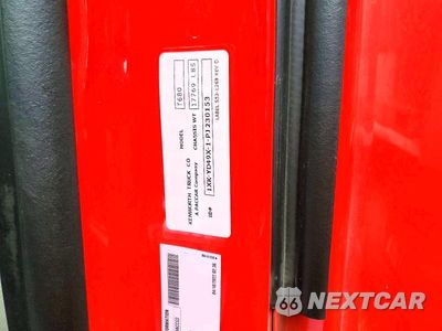 Zdjęcie 12 z 14 samochodu: 2023 KENWORTH T680 SEMI TRUCK VIN:1XKYD49X1PJ230153 - miniatura