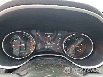 Zdjęcie 9 z 13 samochodu: 2017 JEEP COMPASS LATITUDE VIN:3C4NJDBB5HT692442 - miniatura