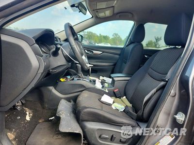 Zdjęcie 7 z 12 samochodu: 2017 NISSAN ROGUE SV VIN:5N1AT2MV2HC811639 - miniatura