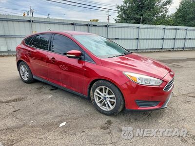 Czwarte zdjęcie samochodu z boku: 2017 FORD FOCUS SE VIN:1FADP3K24HL231657 - miniatura