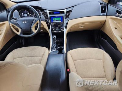Zdjęcie 8 z 12 samochodu: 2012 HYUNDAI SONATA GLS VIN:5NPEB4AC2CH333243 - miniatura
