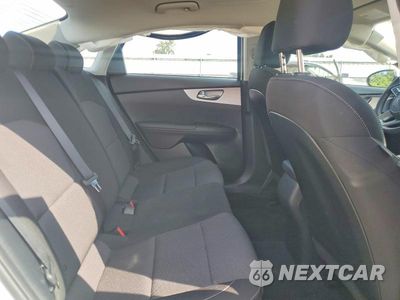 Zdjęcie 10 z 12 samochodu: 2022 KIA FORTE LXS VIN:3KPF24AD2NE496236 - miniatura