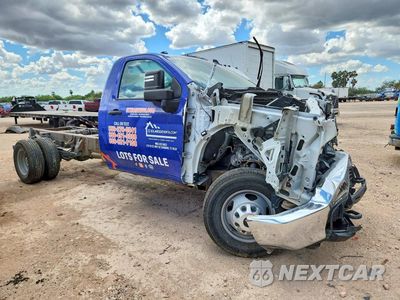 Czwarte zdjęcie samochodu z boku: 2021 CHEVROLET SILVERADO K3500 VIN:1GB3YSE76MF214716 - miniatura
