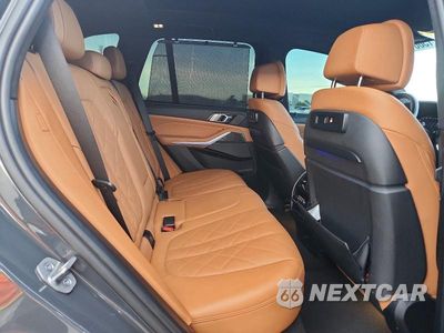 Zdjęcie 11 z 13 samochodu: 2023 BMW X5 M50I VIN:5UXJU4C00P9P48067 - miniatura