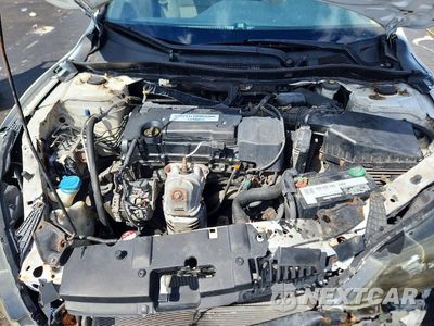 Zdjęcie 11 z 12 samochodu: 2014 HONDA ACCORD LX VIN:1HGCR2F32EA065693 - miniatura