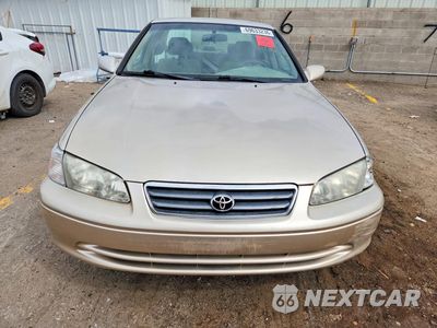Piąte zdjęcie samochodu w środku: 2001 TOYOTA CAMRY LE VIN:4T1BG28K21U038048 - miniatura