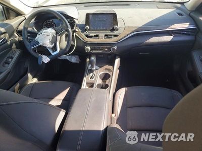 Zdjęcie 8 z 13 samochodu: 2024 NISSAN ALTIMA SV VIN:1N4BL4DV9RN429401 - miniatura