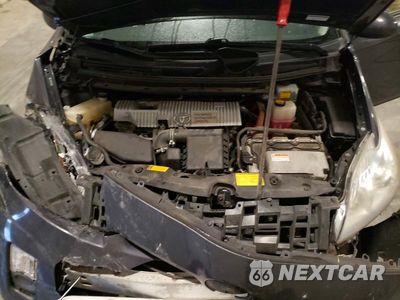 Zdjęcie 11 z 12 samochodu: 2011 TOYOTA PRIUS THREE VIN:JTDKN3DU8B0295456 - miniatura
