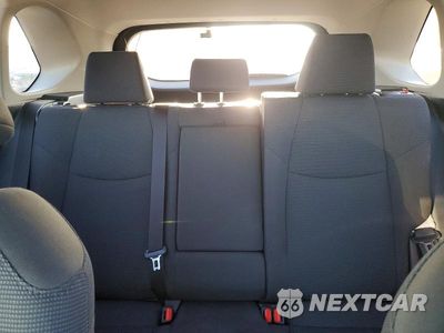 Zdjęcie 10 z 13 samochodu: 2025 TOYOTA RAV4 LE VIN:JTMMWRFV8SD338832 - miniatura