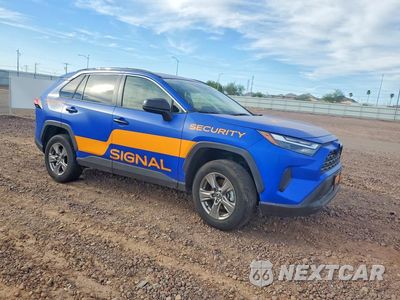 Czwarte zdjęcie samochodu z boku: 2025 TOYOTA RAV 4 VIN:JTMLWRFV9SD346787 - miniatura