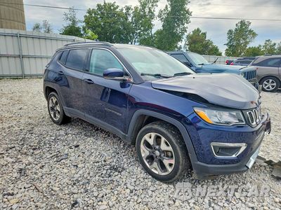 Czwarte zdjęcie samochodu z boku: 2019 JEEP COMPASS LIMITED VIN:3C4NJDCB8KT767463 - miniatura