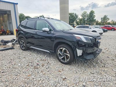 Czwarte zdjęcie samochodu z boku: 2022 SUBARU FORESTER TOURING VIN:JF2SKARC6NH417915 - miniatura