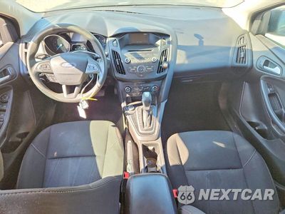Zdjęcie 8 z 12 samochodu: 2016 FORD FOCUS SE VIN:1FADP3F20GL261327 - miniatura