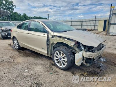 Czwarte zdjęcie samochodu z boku: 2017 FORD FUSION TITANIUM PHEV VIN:3FA6P0SUXHR103630 - miniatura