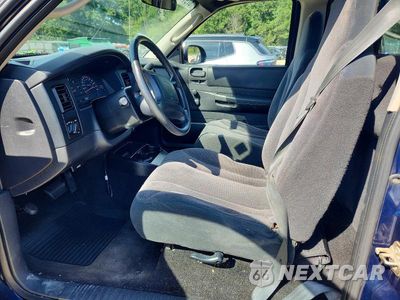 Zdjęcie 7 z 12 samochodu: 2004 DODGE DAKOTA SXT VIN:1D7FL16K44S570311 - miniatura