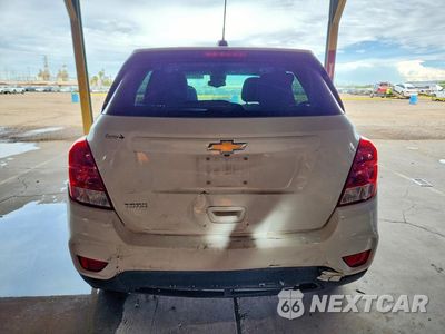 Zdjęcie 6 z 13 samochodu: 2018 CHEVROLET TRAX LS VIN:KL7CJKSB6JB601887 - miniatura