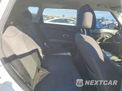 Zdjęcie 11 z 13 samochodu: 2018 KIA SOUL + VIN:KNDJP3A54J7889986 - miniatura