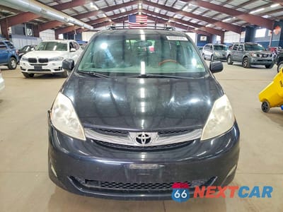 Piąte zdjęcie samochodu w środku: 2009 TOYOTA SIENNA LIMITED VIN:5TDBK22C39S024714 - miniatura