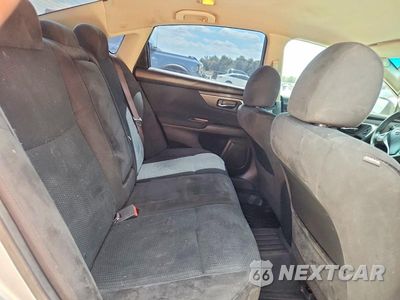 Zdjęcie 10 z 12 samochodu: 2015 NISSAN ALTIMA 2.5 S VIN:1N4AL3AP0FC237075 - miniatura