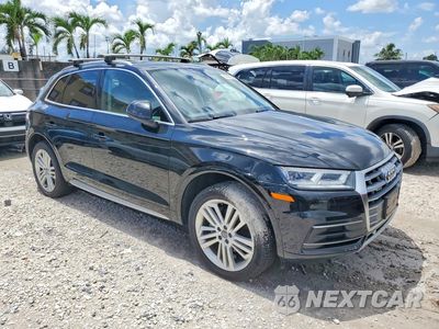 Czwarte zdjęcie samochodu z boku: 2018 AUDI Q5 PREMIUM PLUS VIN:WA1BNAFY1J2221183 - miniatura