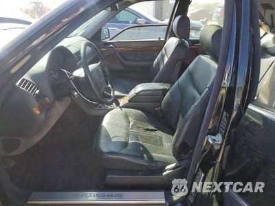 Zdjęcie 7 z 12 samochodu: 1999 MERCEDES-BENZ S 320W VIN:WDBGA32GXXA424442 - miniatura