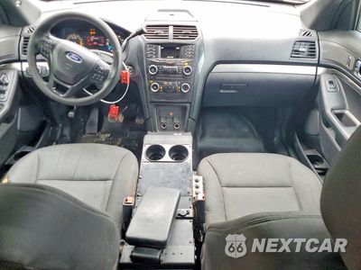 Zdjęcie 8 z 13 samochodu: 2017 FORD EXPLORER POLICE INTERCEPTOR VIN:1FM5K8AR0HGC25321 - miniatura