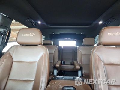 Zdjęcie 10 z 13 samochodu: 2022 CHEVROLET TAHOE C1500 HIGH COUNTRY VIN:1GNSCTKL8NR155527 - miniatura