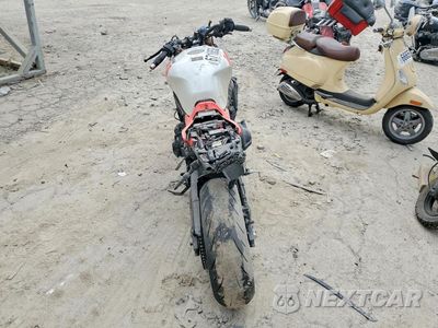 Czwarte zdjęcie samochodu z boku: 2024 YAMAHA MTM890 VIN:JYARN80E2RA001981 - miniatura