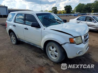 Czwarte zdjęcie samochodu z boku: 2011 FORD ESCAPE XLS VIN:1FMCU0C72BKB33646 - miniatura