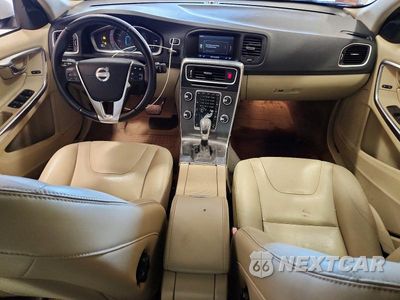 Zdjęcie 8 z 12 samochodu: 2015 VOLVO S60 PREMIER VIN:YV1612TB8F1311026 - miniatura