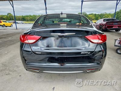 Zdjęcie 6 z 12 samochodu: 2015 CHRYSLER 200 C VIN:1C3CCCEG5FN512672 - miniatura