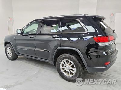 Drugie zdjęcie samochodu z przodu: 2020 JEEP GRAND CHEROKEE LAREDO VIN:1C4RJFAG4LC368798 - miniatura