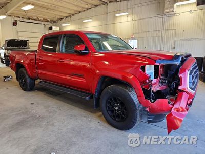 Czwarte zdjęcie samochodu z boku: 2022 TOYOTA TACOMA SR5 V6 VIN:3TMDZ5BN2NM125745 - miniatura