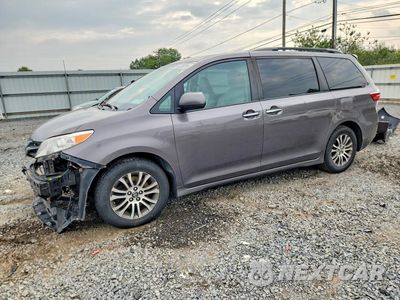 2019 TOYOTA SIENNA XLE 8-PASSENGER 5TDYZ3DC7KS006733 - główne zdjęcie licytacji z USA - miniatura