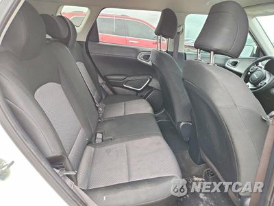 Zdjęcie 10 z 12 samochodu: 2022 KIA SOUL LX VIN:KNDJ23AU9N7815751 - miniatura