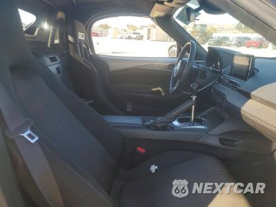 Zdjęcie 10 z 12 samochodu: 2023 MAZDA MX-5 MIATA CLUB VIN:JM1NDAC75P0550278 - miniatura