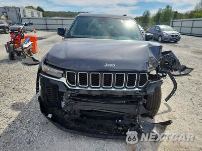 Piąte zdjęcie samochodu w środku: 2025 JEEP GRAND CHEROKEE LAREDO VIN:1C4RJHAG1SC358742 - miniatura