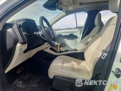 Zdjęcie 7 z 14 samochodu: 2022 VOLVO XC40 T4 MOMENTUM VIN:YV4AC2HK8N2721642 - miniatura