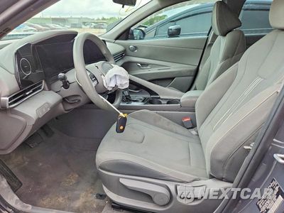 Zdjęcie 7 z 12 samochodu: 2024 HYUNDAI ELANTRA BLUE VIN:KMHLM4DJ3RU106665 - miniatura
