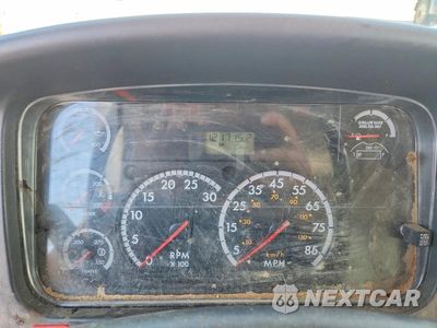 Zdjęcie 9 z 13 samochodu: 2015 FREIGHTLINER M2 106 MEDIUM DUTY VIN:3ALACWDU8FDGJ9030 - miniatura