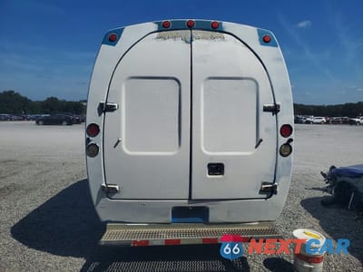 Zdjęcie 6 z 12 samochodu: 2013 FORD ECONOLINE E350 SUPER DUTY CUTAWAY VAN VIN:1FDWE3FL1DDA70194 - miniatura