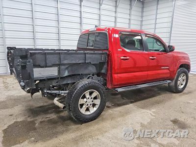 Trzecie zdjęcie samochodu z tyłu: 2017 TOYOTA TACOMA SR5 V6 VIN:5TFAZ5CN7HX032400 - miniatura