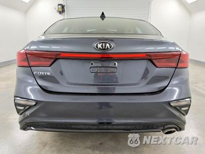 Zdjęcie 6 z 12 samochodu: 2021 KIA FORTE LXS VIN:3KPF24AD0ME315973 - miniatura