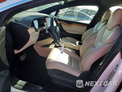 Zdjęcie 7 z 14 samochodu: 2019 TESLA MODEL X VIN:5YJXCBE24KF193172 - miniatura