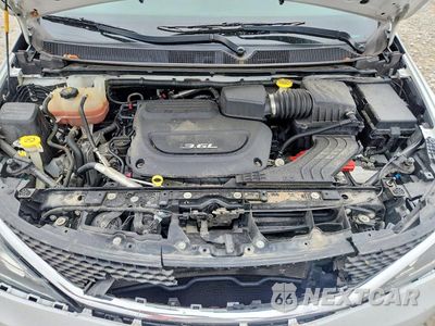 Zdjęcie 12 z 13 samochodu: 2017 CHRYSLER PACIFICA TOURING L VIN:2C4RC1BG0HR702979 - miniatura