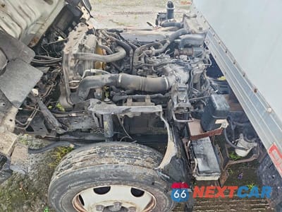 Zdjęcie 12 z 13 samochodu: 2017 ISUZU NRR BOX TRUCK VIN:JALE5W165H7301894 - miniatura