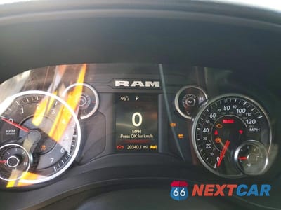 Zdjęcie 9 z 13 samochodu: 2021 RAM 1500 BIG HORN/LONE STAR VIN:1C6SRFFT6MN567896 - miniatura