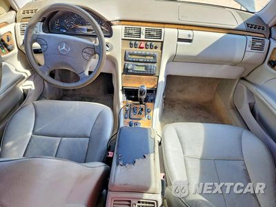 Zdjęcie 8 z 12 samochodu: 2002 MERCEDES-BENZ E 430 VIN:WDBJF70J42B485995 - miniatura